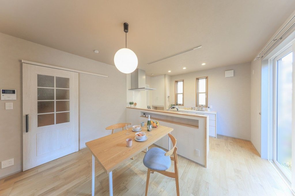 築25年25坪の戸建て住宅を1LDK+1LDKの二世帯住宅へ再生