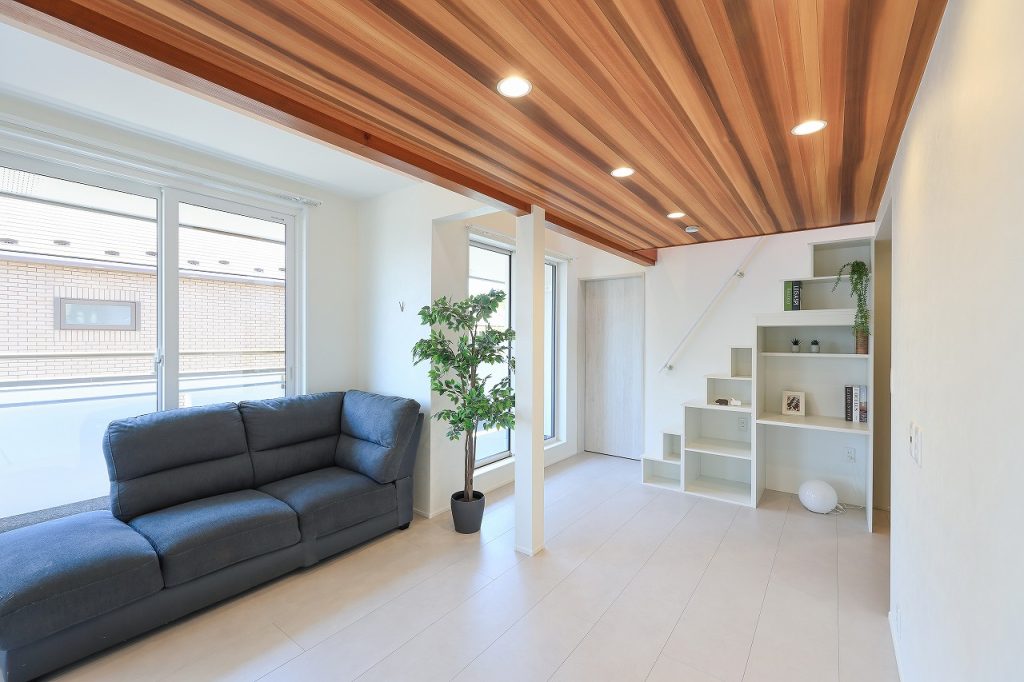 二世帯住宅で叶える広々リビングと快適な暮らしのリノベーション